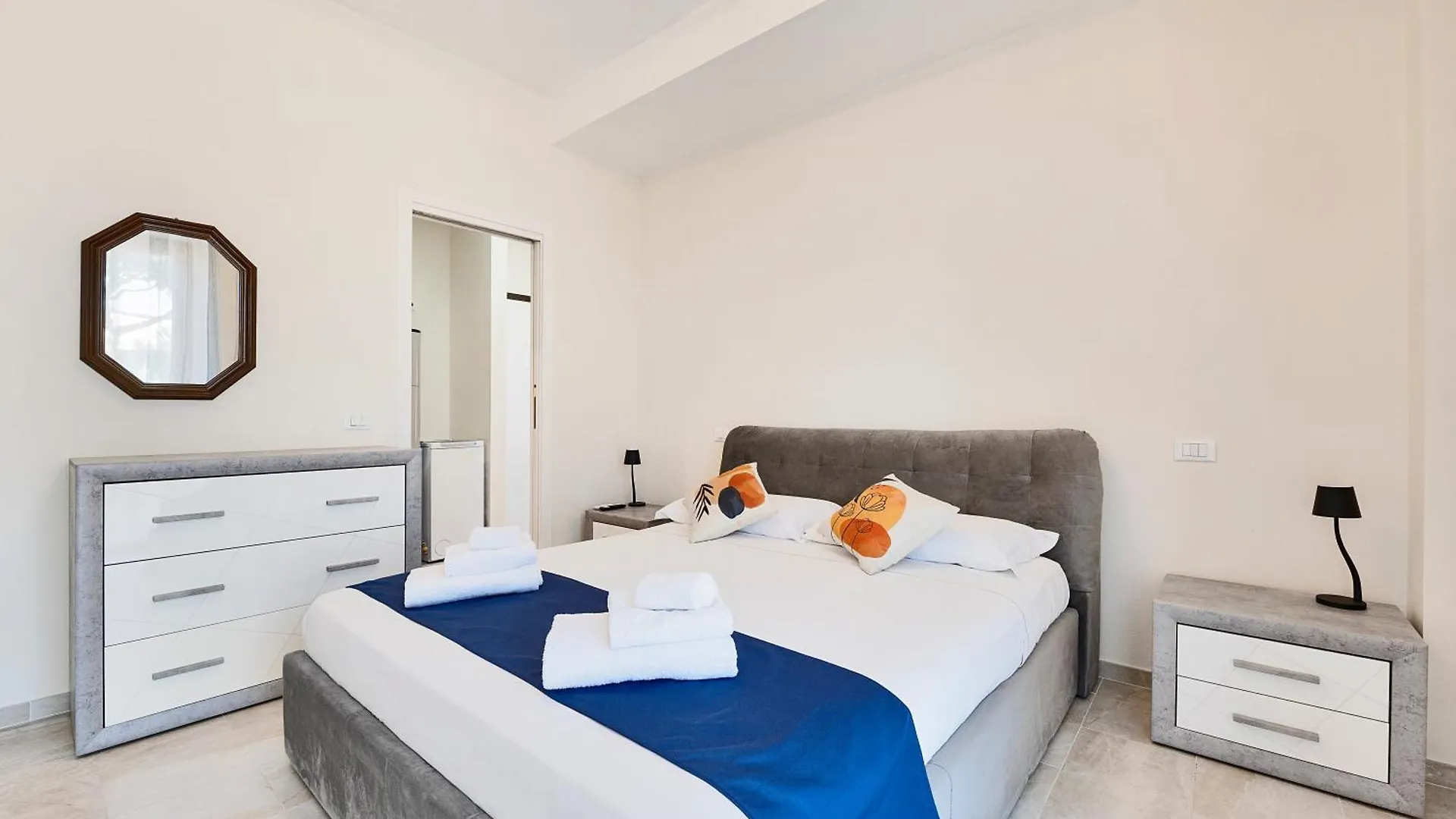 Sunny Apartment Near The Sea Lido di Camaiore