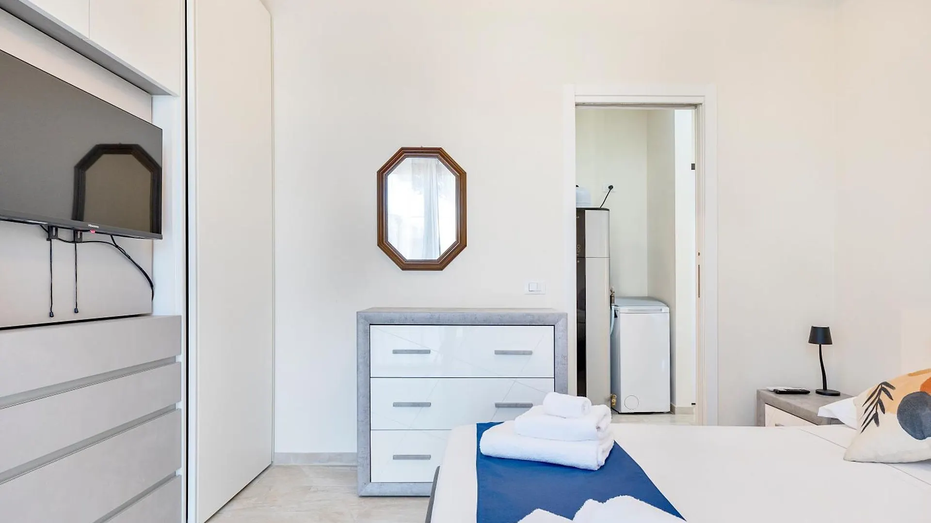 Sunny Apartment Near The Sea Lido di Camaiore
