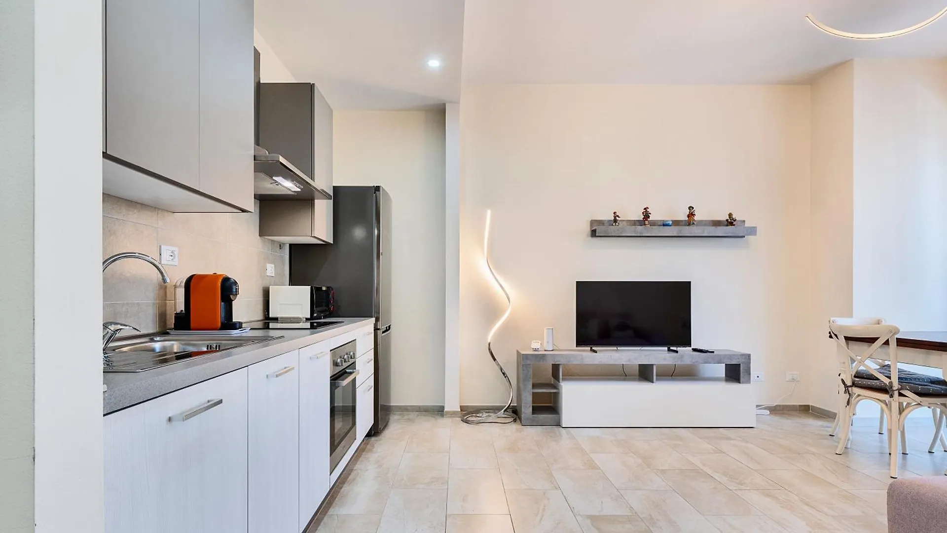 Sunny Apartment Near The Sea Lido di Camaiore 0*,